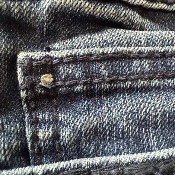 🌙 YMI JEANS Low-Rise Skinny Distressed Denim Size 3 👖 - Picture 12 of 14